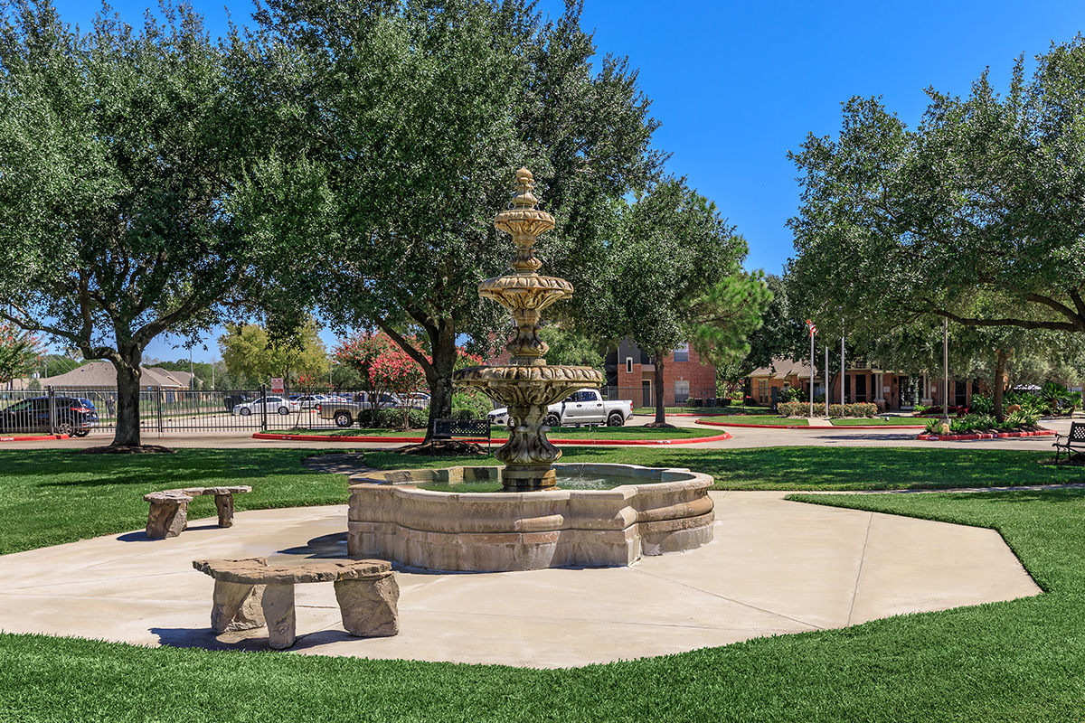Fountains of Tomball Apartments in Tomball, TX